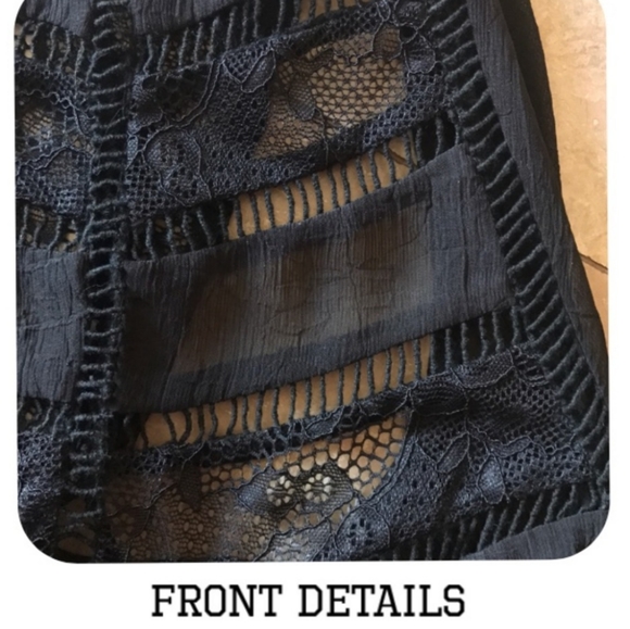 Romeo & Juliet Sleeveless Lace Bib Front Top - Picture 10 of 12